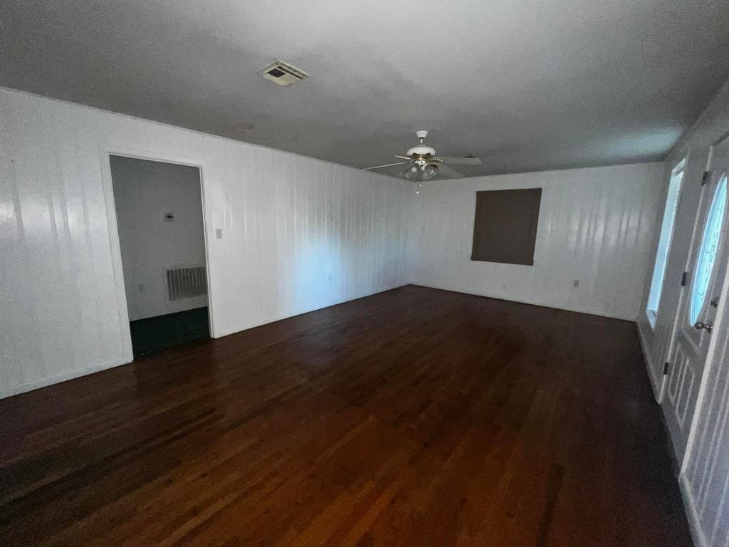 1826 East Avenue, Katy, Texas image 4