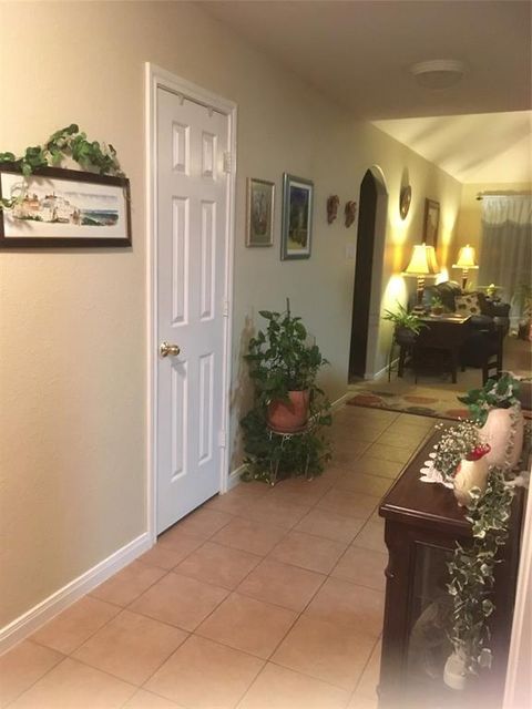 Single Family Residence in Santa Fe TX 38 Prairie Knoll Drive 15.jpg
