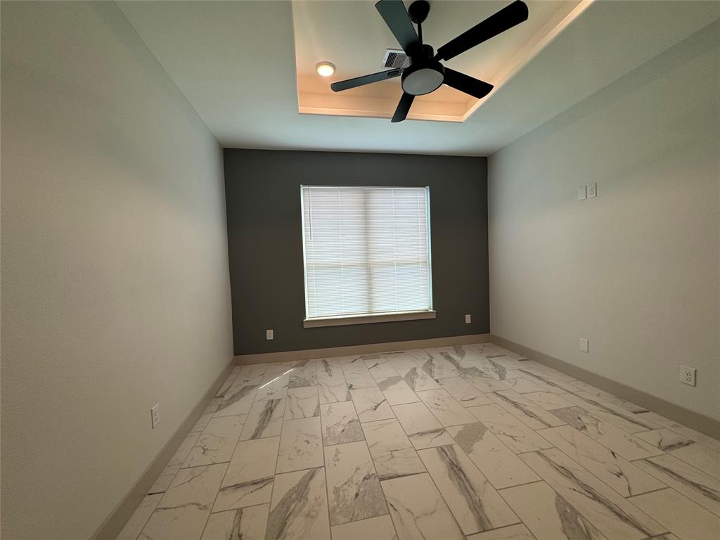 501 Valley Brook Drive, La Porte, Texas image 4