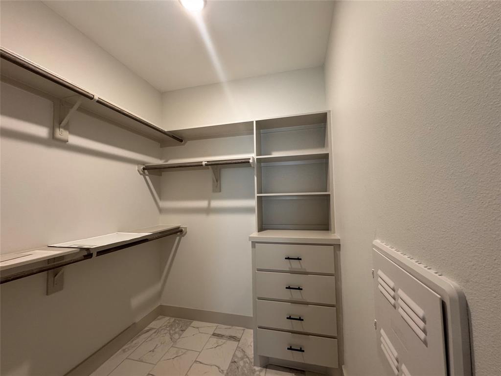 501 Valley Brook Drive, La Porte, Texas image 3