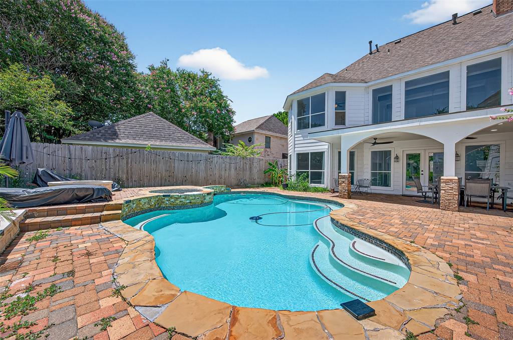1035 Flagmore Drive