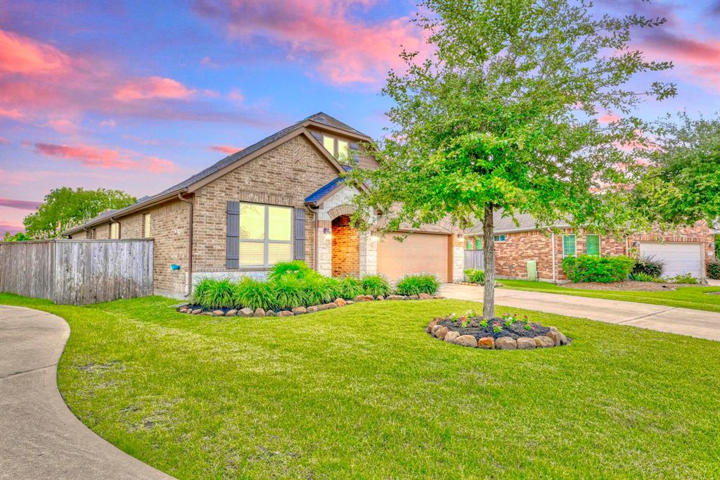 27727 Gracefield Lane