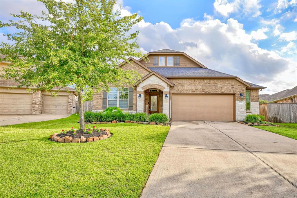 27727 Gracefield Lane