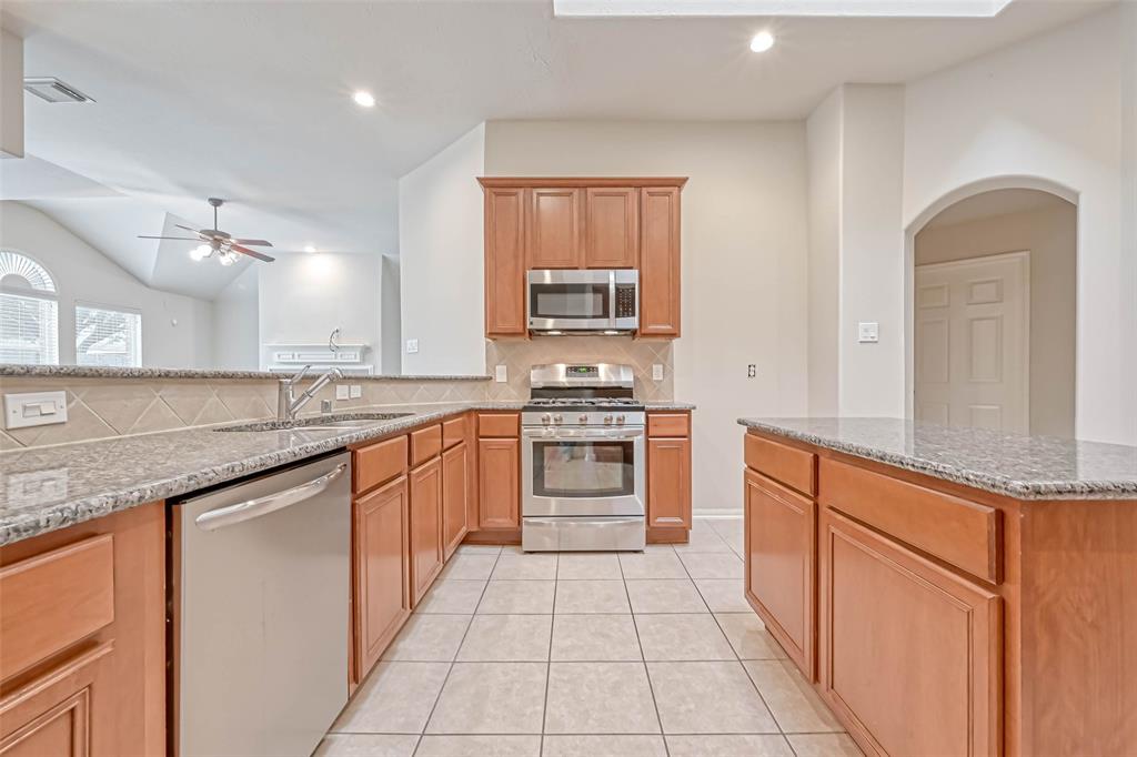 11519 Staffordale Court, Cypress, Texas image 30