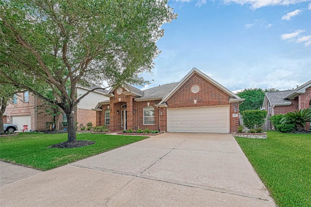11519 Staffordale Court, Cypress, Texas image 4