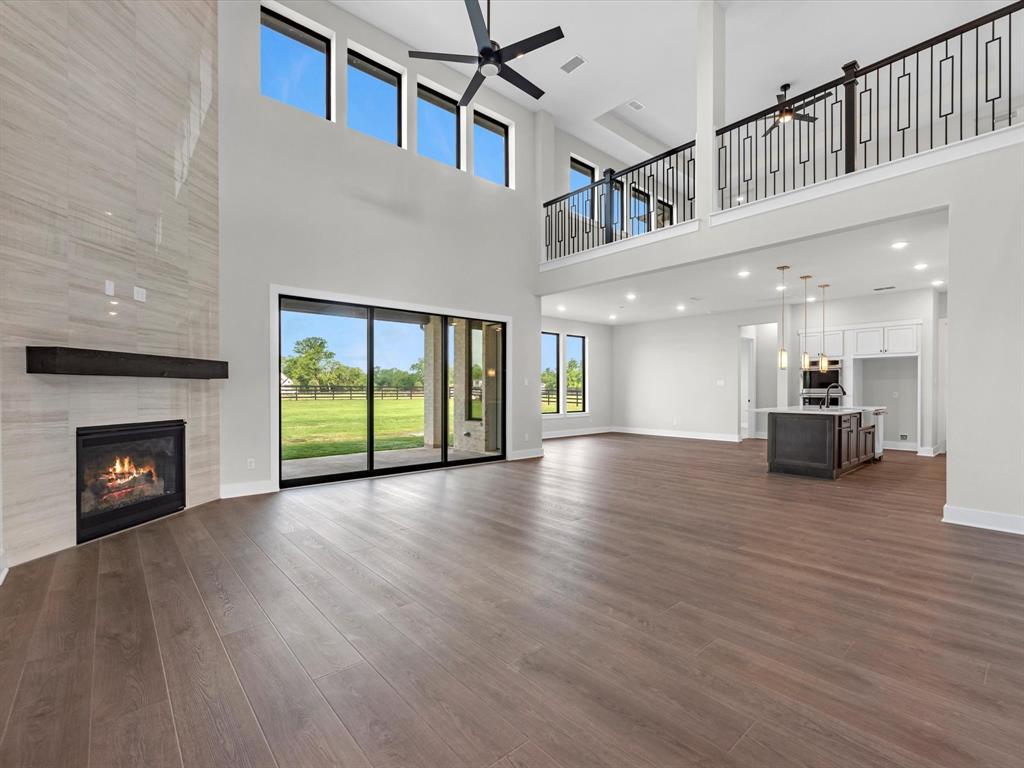 19 Woodland Creek Court