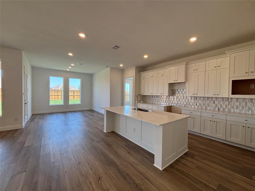 31051 Sun Valley Drive, Fulshear, Texas image 14
