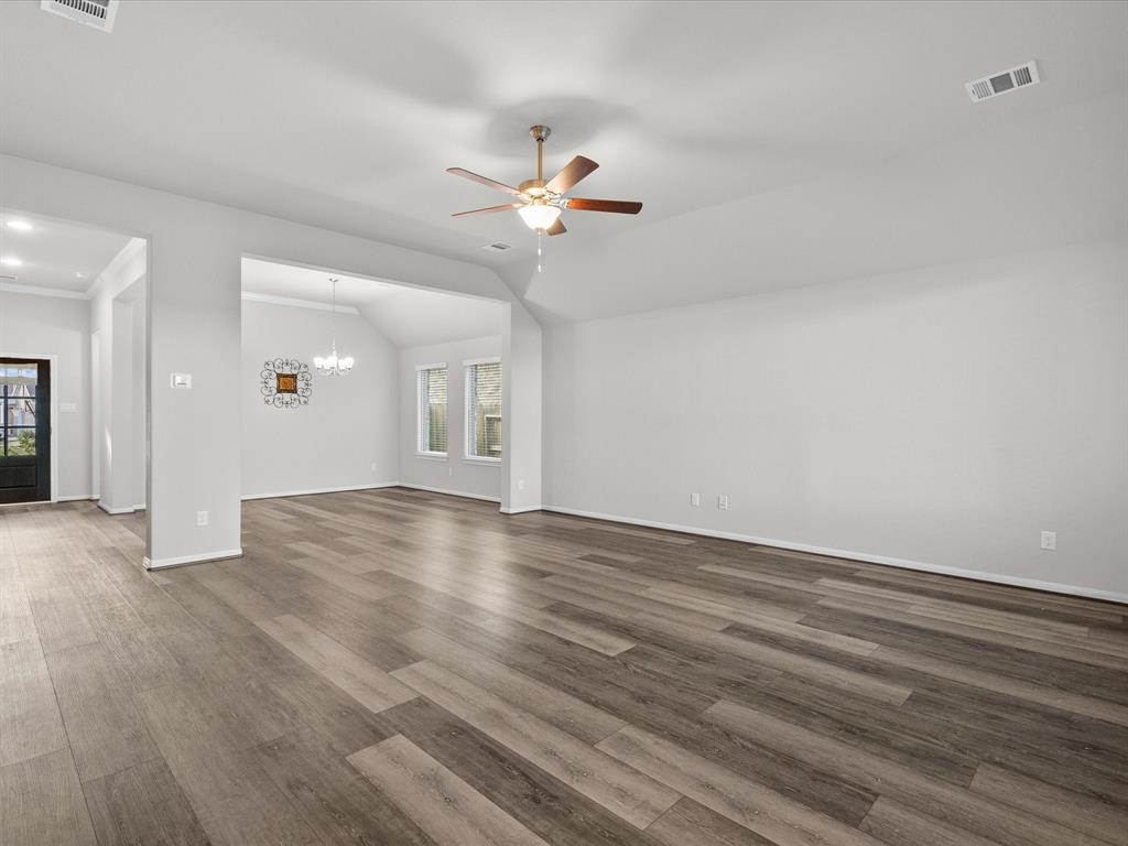 2613 Pines Trace Lane, League City, Texas image 6
