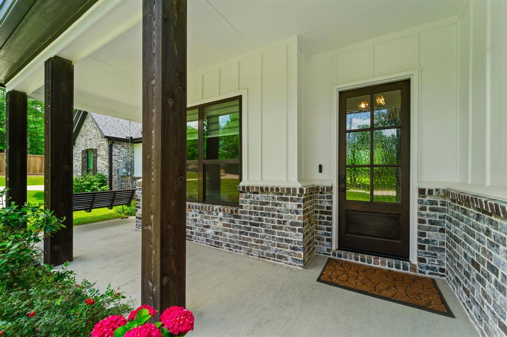 4002 Moody Drive, Montgomery, Texas image 3
