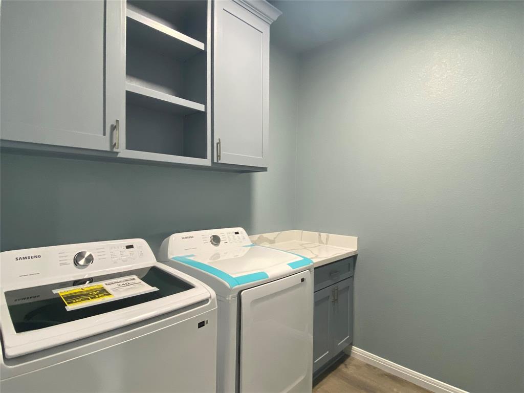 754 W Columbus Street, Giddings, Texas image 30