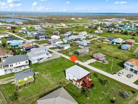 A home in Crystal Beach