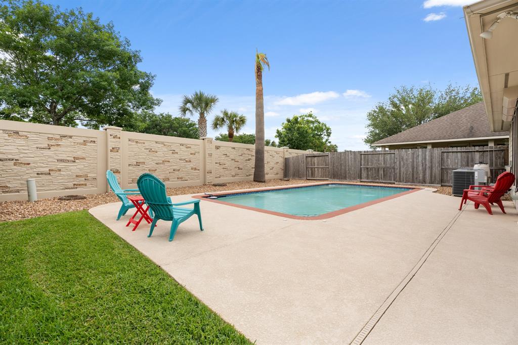 2220 W Marsala Drive, Pearland, Texas image 23
