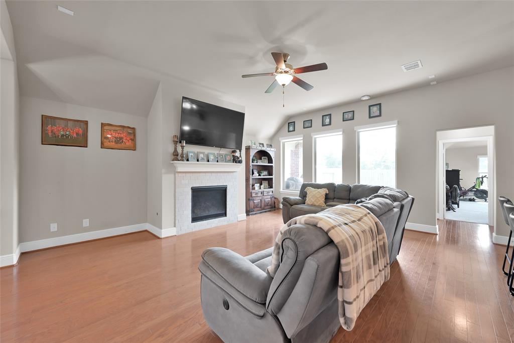 11119 English Holly Court, Tomball, Texas image 11