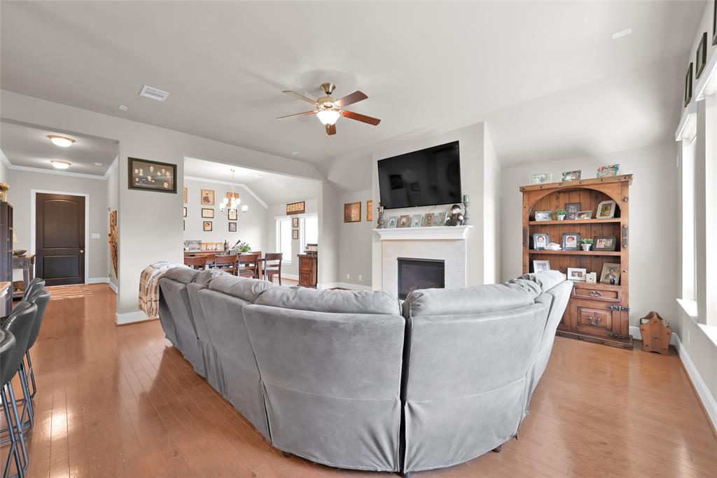 11119 English Holly Court, Tomball, Texas image 13