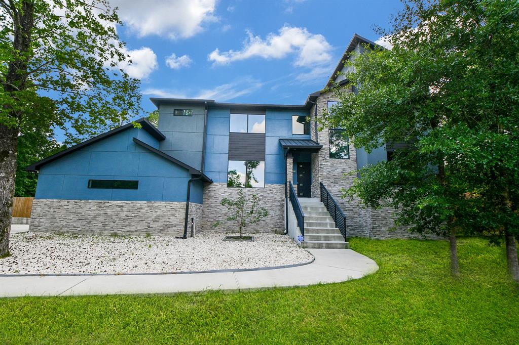 11007 Olde Mint House Lane, Tomball, Texas image 1