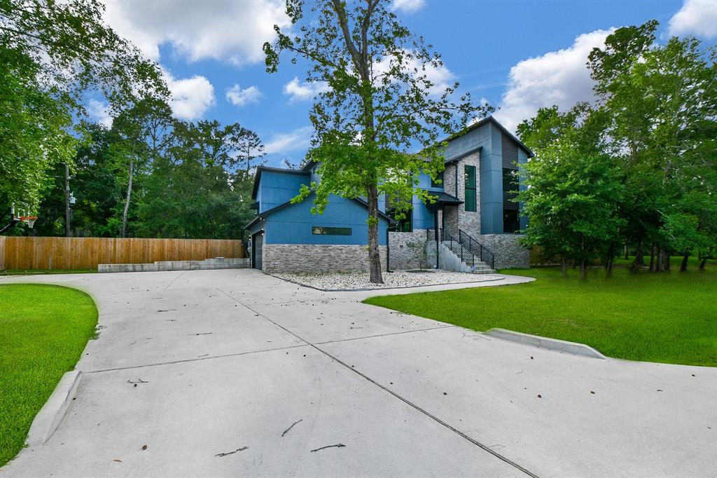 11007 Olde Mint House Lane, Tomball, Texas image 7