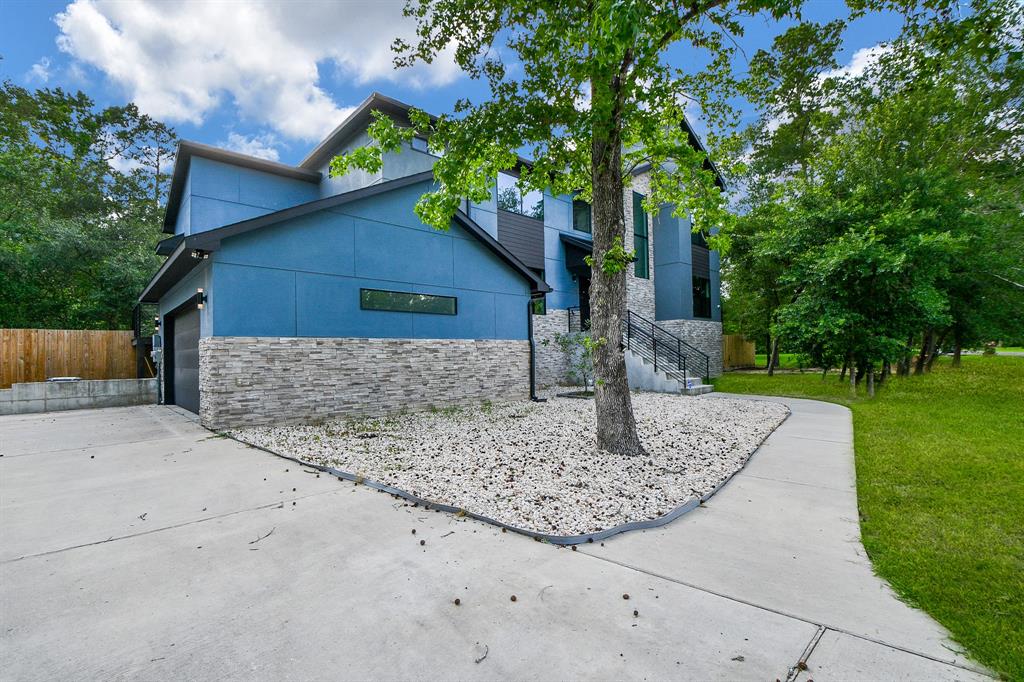 11007 Olde Mint House Lane, Tomball, Texas image 6