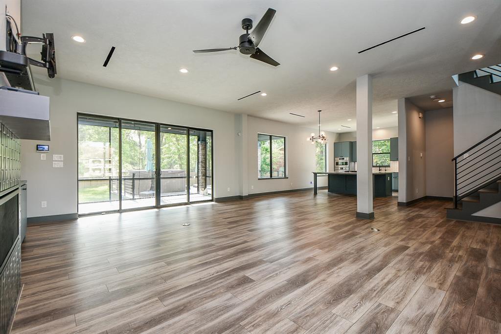 11007 Olde Mint House Lane, Tomball, Texas image 11