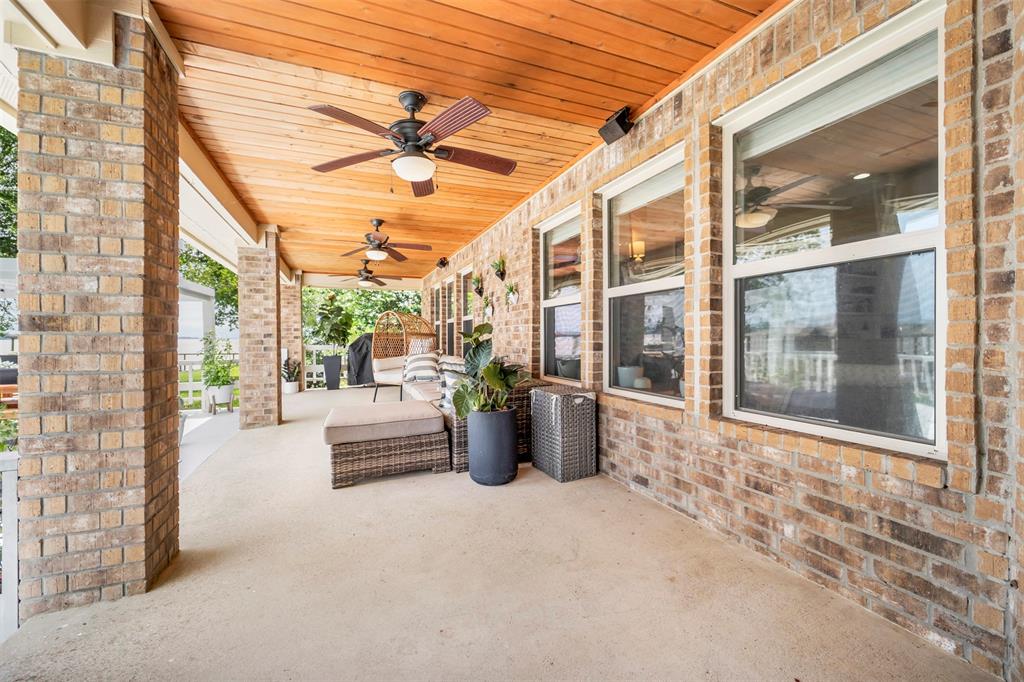 111 Venice Way, Huntsville, Texas image 21