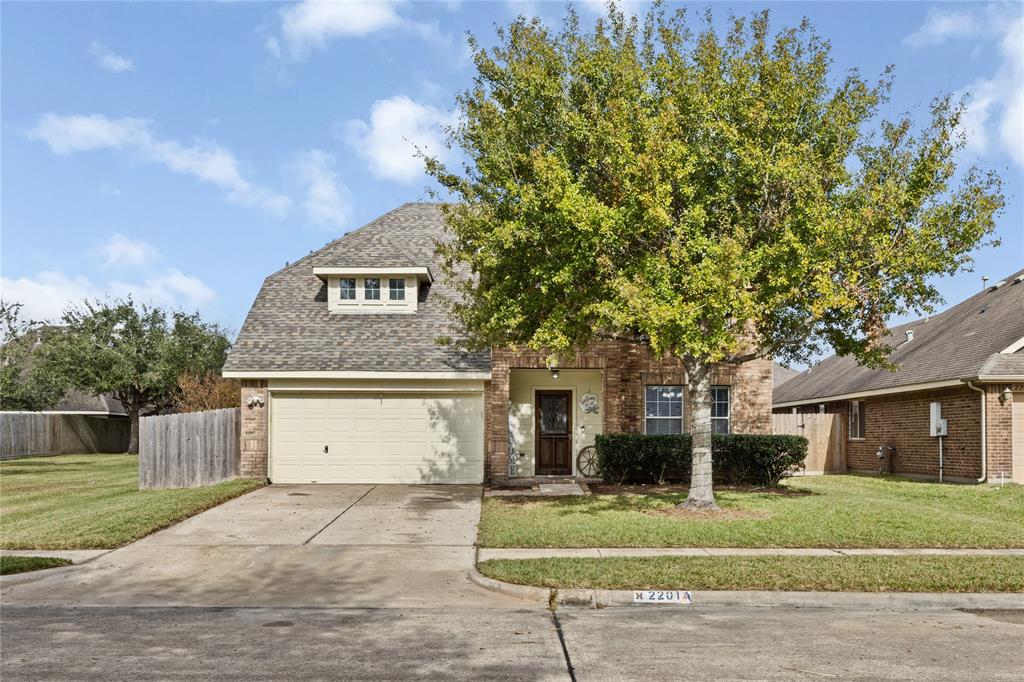 2201 Running Spring Drive, Deer Park, Texas image 1