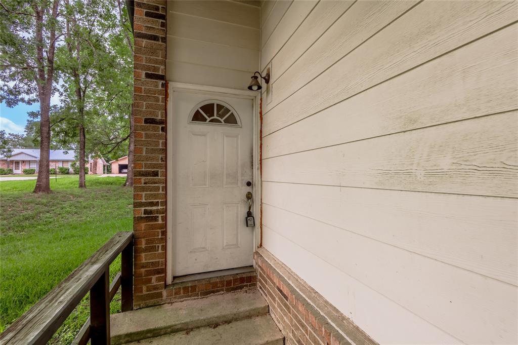 2240 Easley Circle, Huntsville, Texas image 6