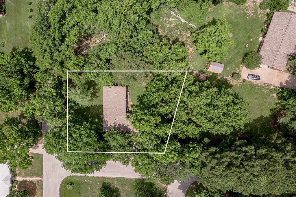 2240 Easley Circle, Huntsville, Texas image 2