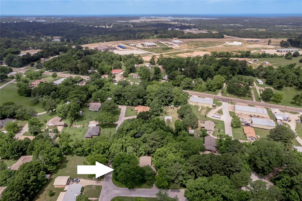 2240 Easley Circle, Huntsville, Texas image 3