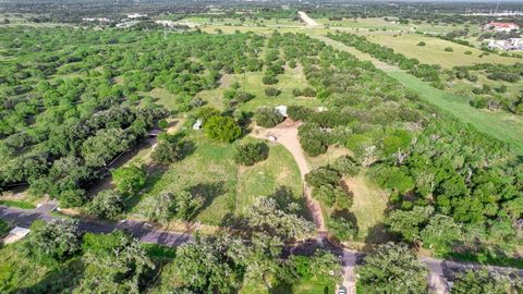 371 Old Gonzales Road Cuero TX 77954