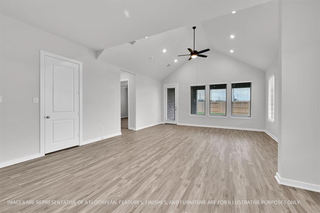 754 Mockingbird Passage, Beasley, Texas image 16