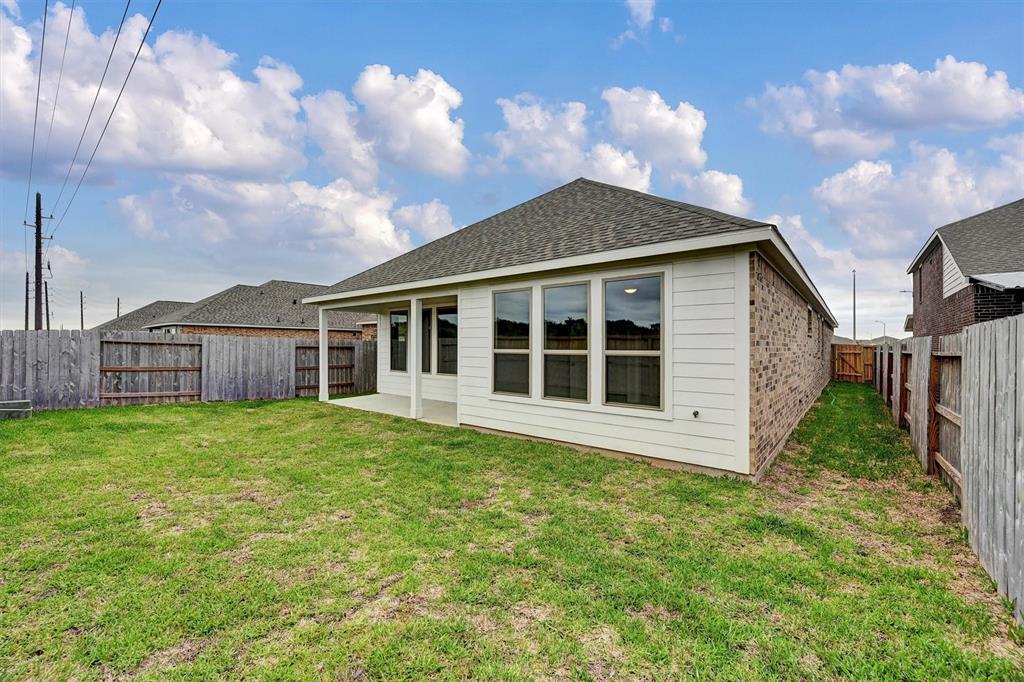 754 Mockingbird Passage, Beasley, Texas image 35