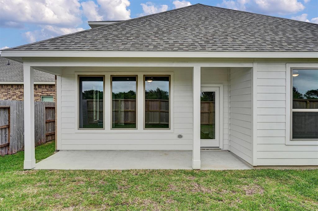 754 Mockingbird Passage, Beasley, Texas image 38