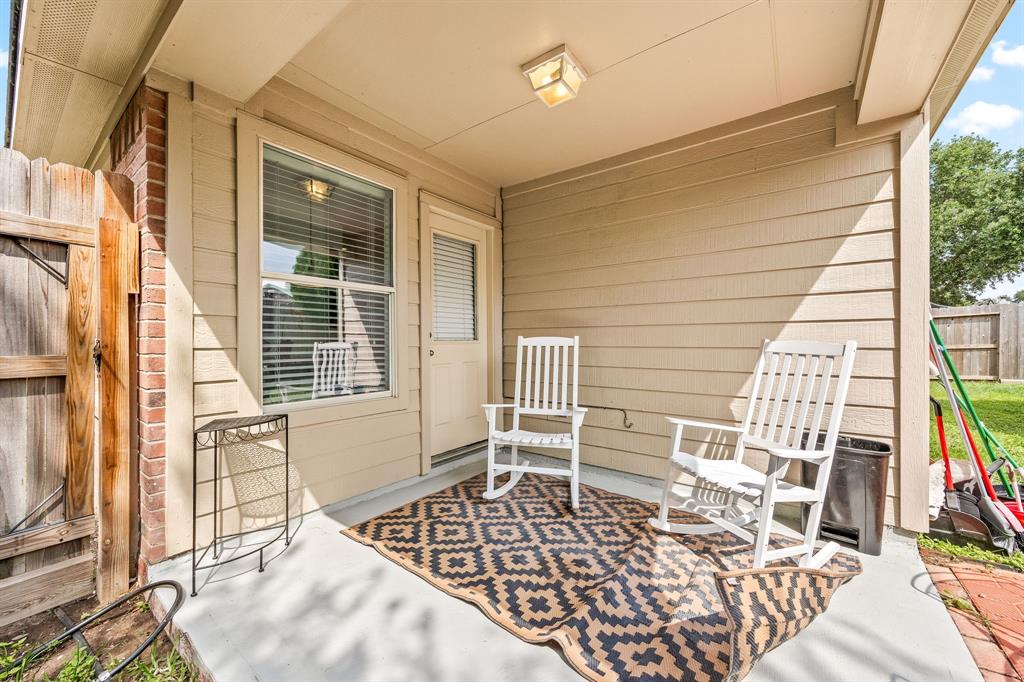 21727 Winsome Rose Court, Cypress, Texas image 25