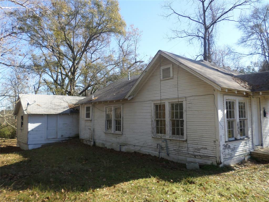 301 S Roberts Street, Gilmer, Texas image 3