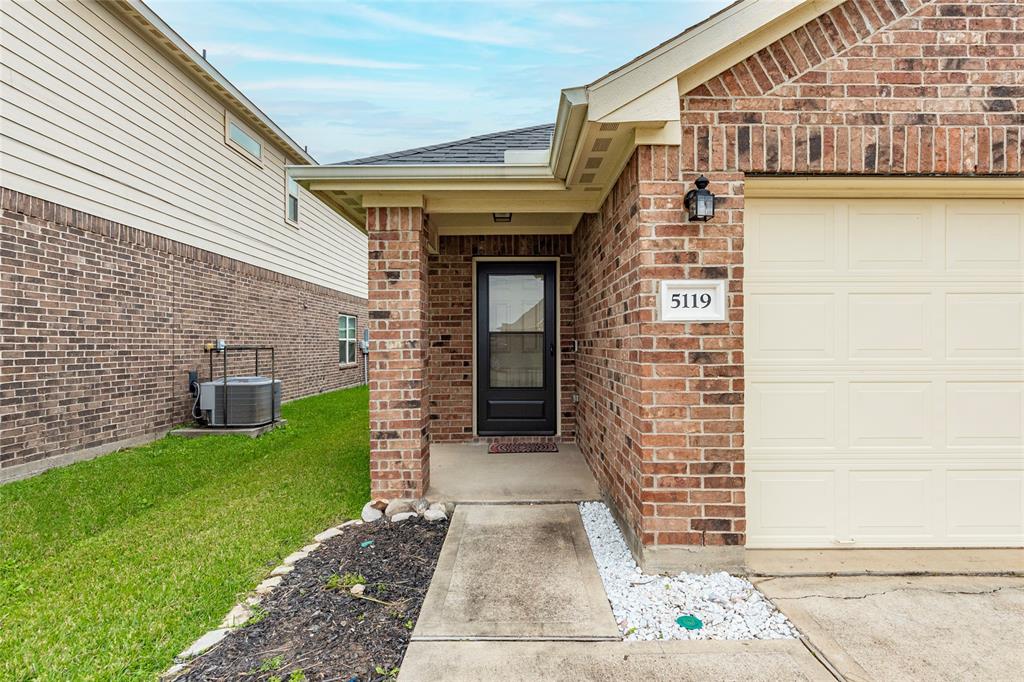 5119 Lagoon Court, Bacliff, Texas image 5
