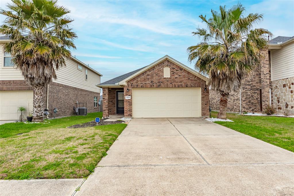 5119 Lagoon Court, Bacliff, Texas image 4