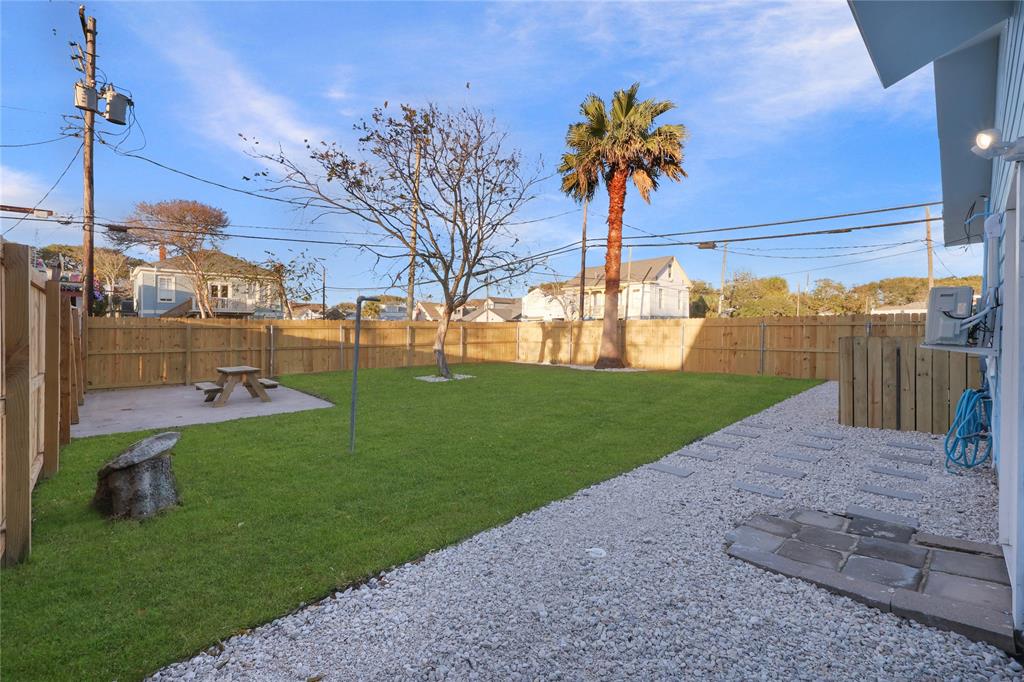 1802 Ursuline Street, Galveston, Texas image 23
