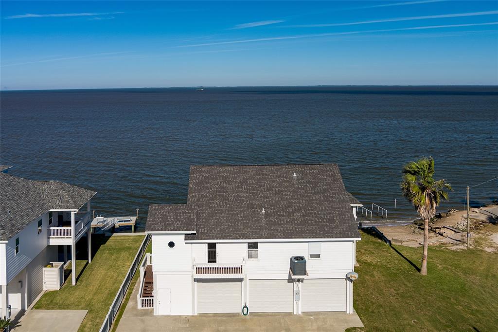 4317 Flamingo Road, Port Bolivar, Texas image 1