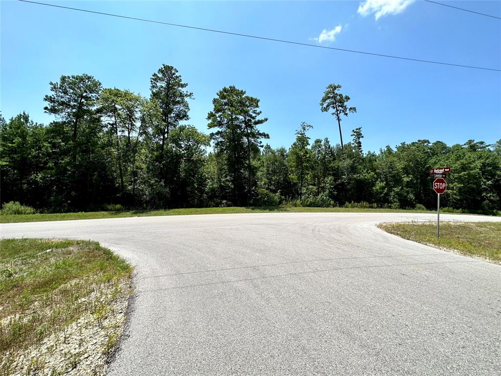 Retreat Road, Huntsville, Texas image 7