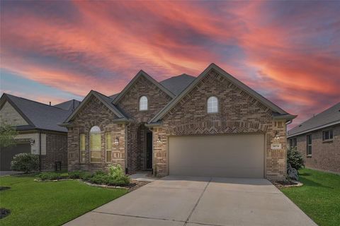 Single Family Residence in Spring TX 31074 Timber Bend Lane.jpg