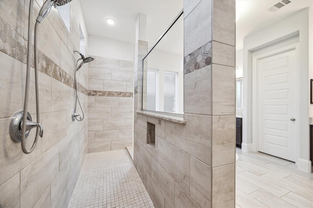 10585 Lake Palmetto Drive, Conroe, Texas image 22
