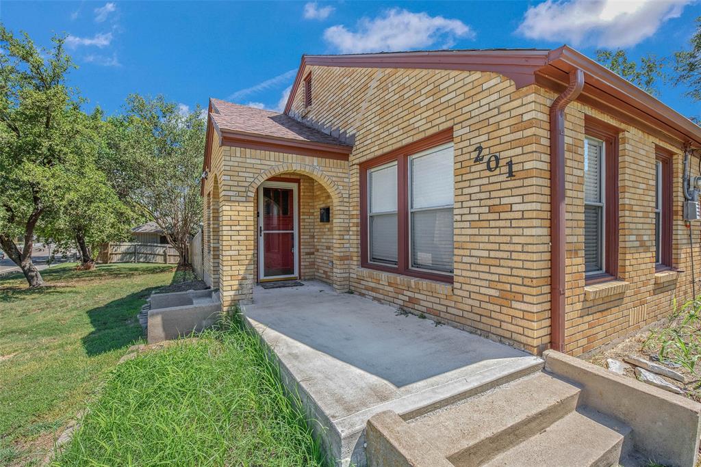 201 N Coulter Drive, Bryan, Texas image 4