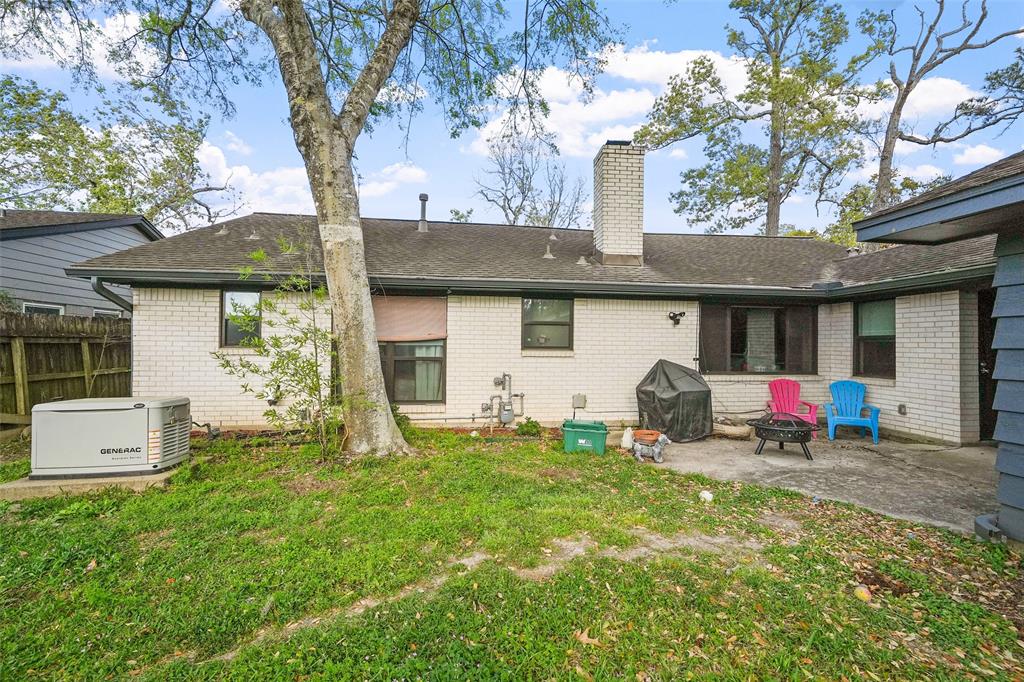 15542 Edenvale Street, Friendswood, Texas image 29