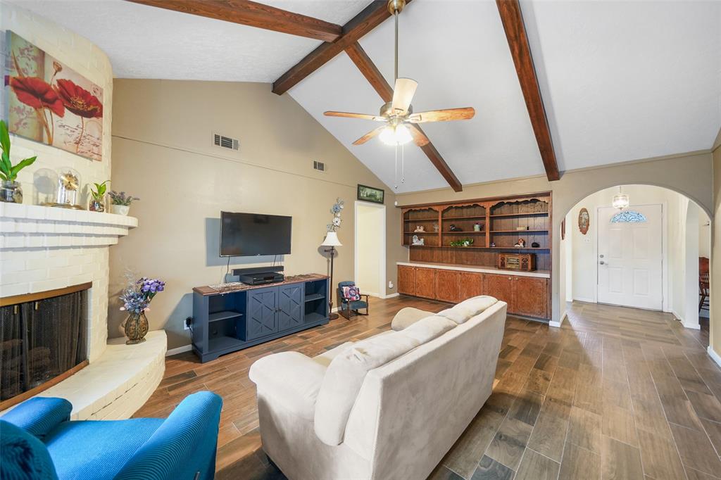 15542 Edenvale Street, Friendswood, Texas image 10