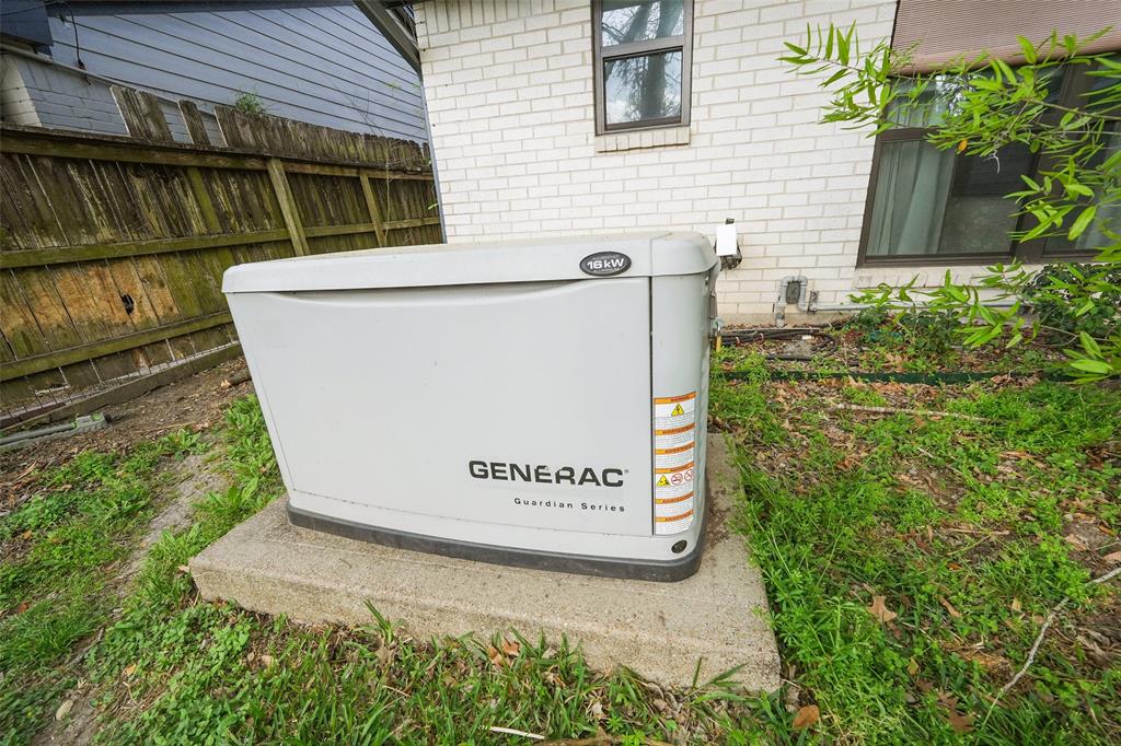 15542 Edenvale Street, Friendswood, Texas image 33