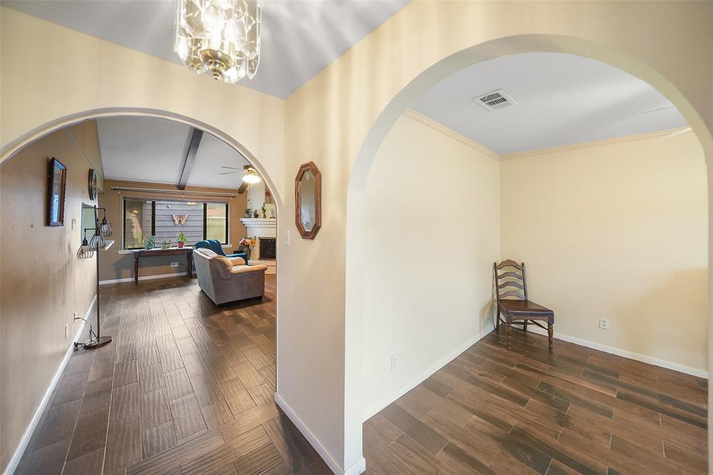 15542 Edenvale Street, Friendswood, Texas image 6