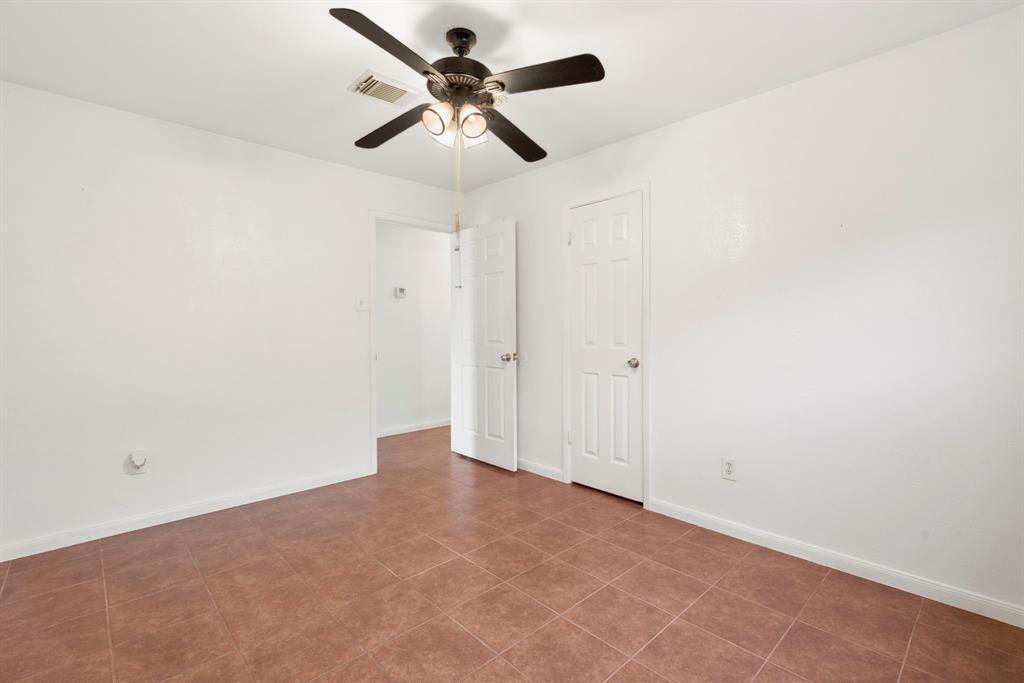 1110 Iowa Street, South Houston, Texas image 13