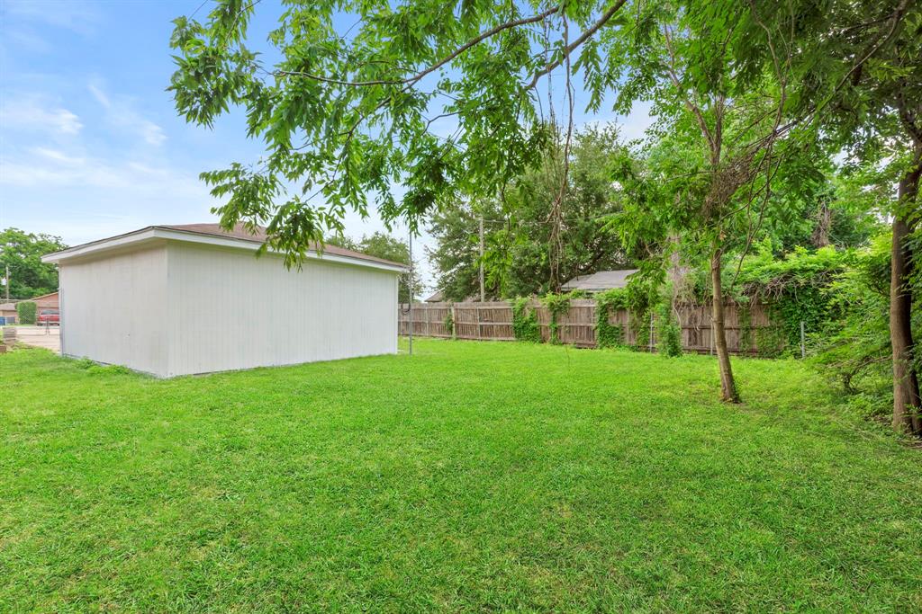 1110 Iowa Street, South Houston, Texas image 24