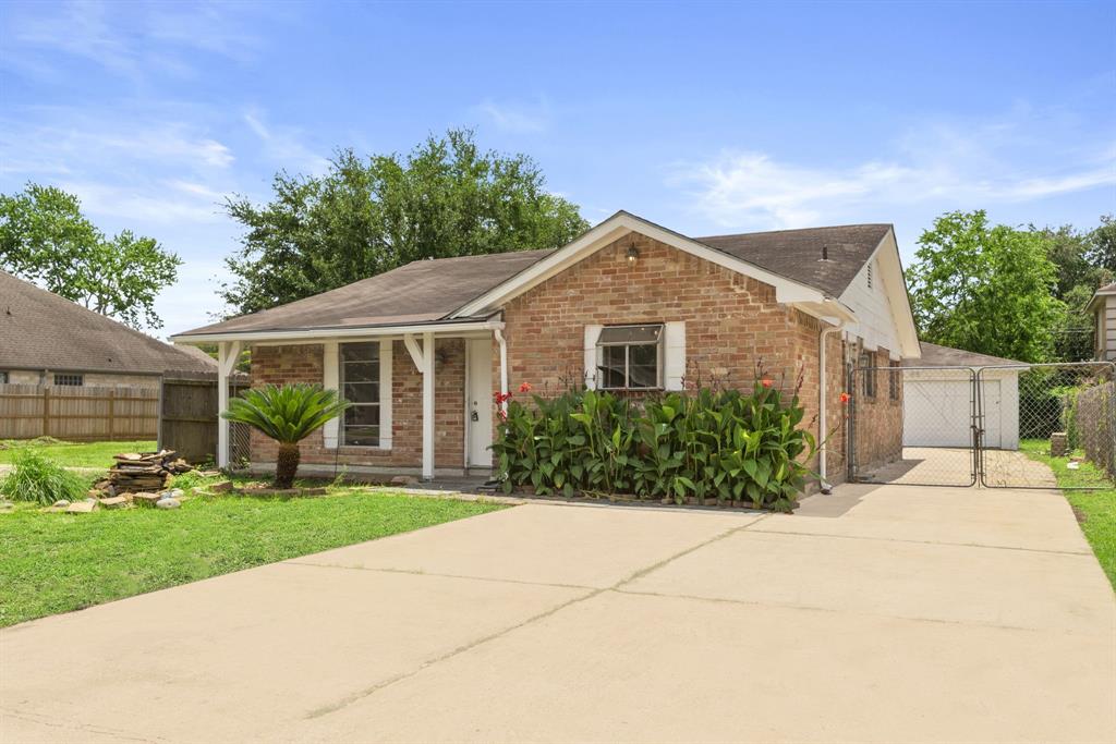 1110 Iowa Street, South Houston, Texas image 5