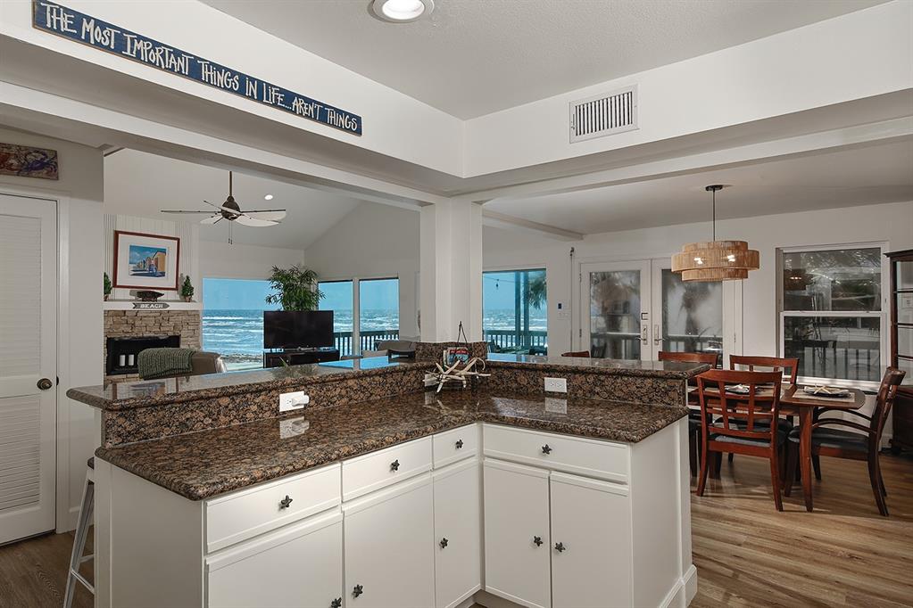 4242 Pelican Lane, Galveston, Texas image 11