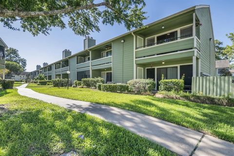 Condominium in Houston TX 14777 Wunderlich Drive 21.jpg